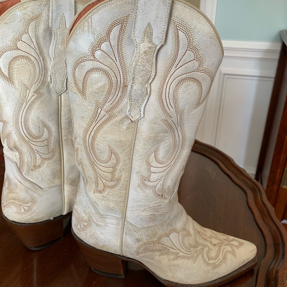 Dan Post women’s cowboy boots
